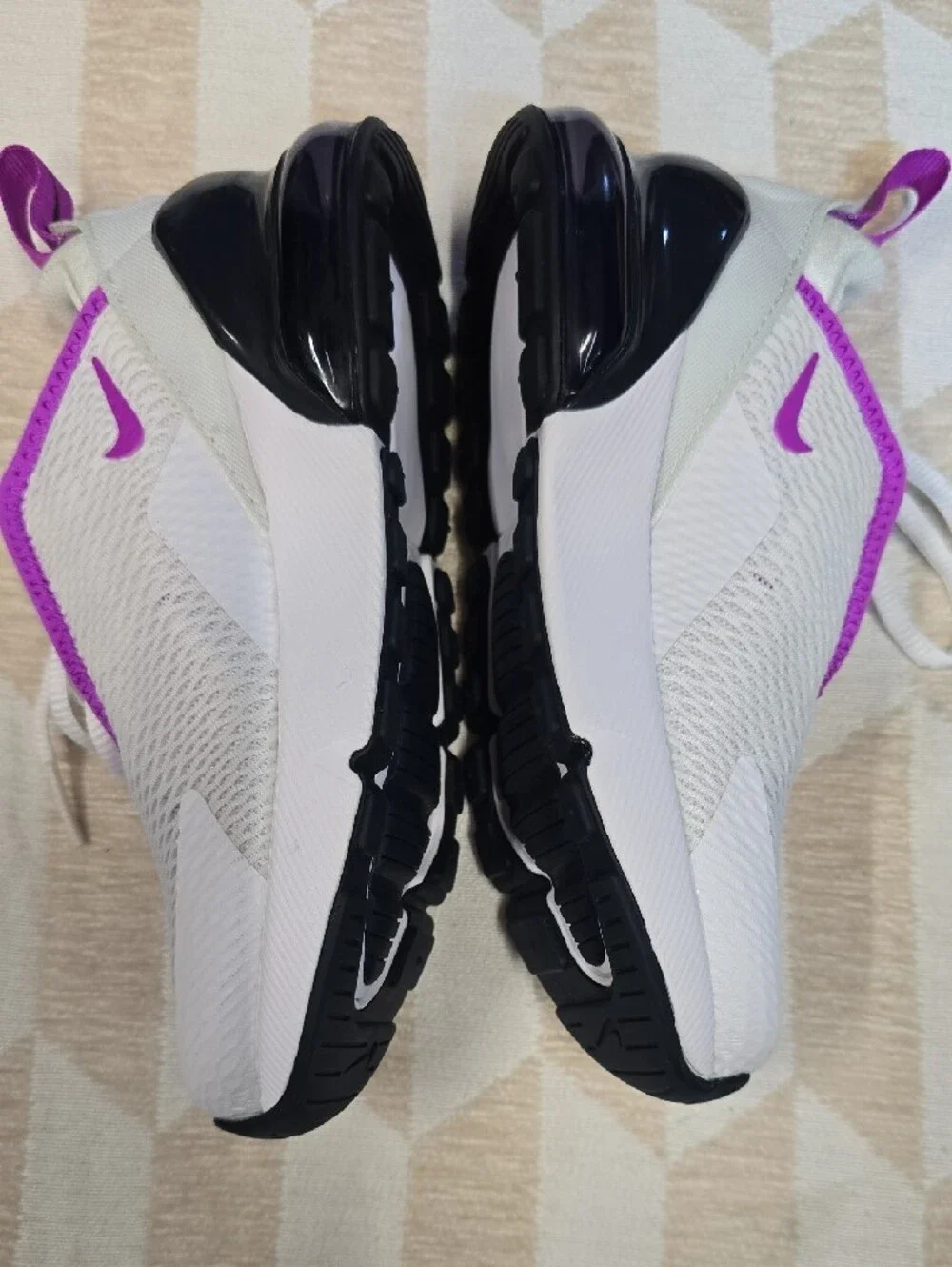 Nike breathable white